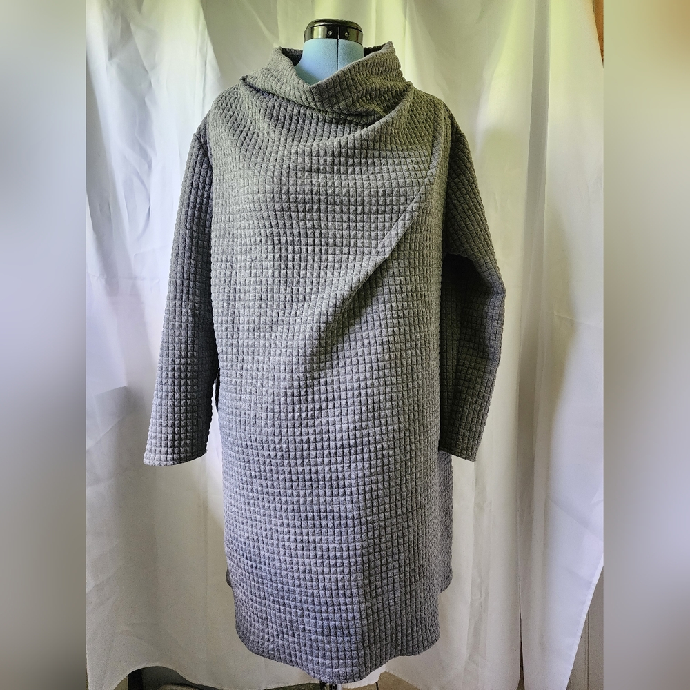 Depending on the Horizon- Large- Women's Waffle Pattern Tunic Sweater Dress-Grey